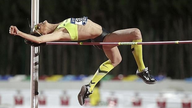 Ruth Beitia lanza un aviso para Río 2016