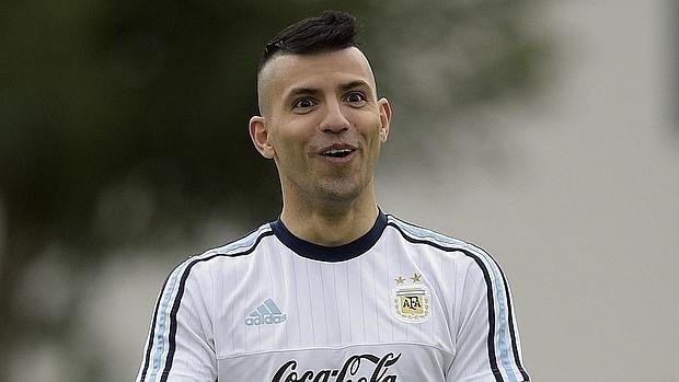 Agüero, en la concentración de la selección argentina