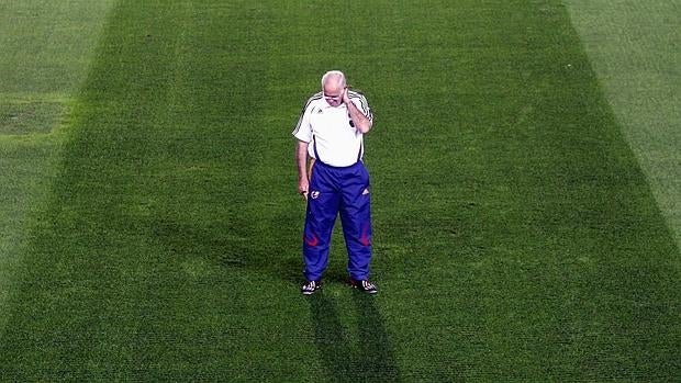 Luis Aragonés, en un entrenamiento con la selección en 2006