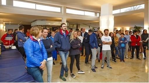 Los participantes en la presentación