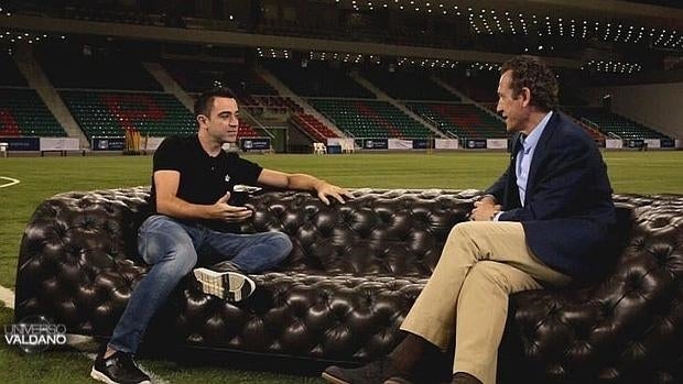 Xavi Hernández y Valdano, durante la charla