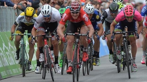 Greipel cruza la meta como vencedor en la séptima etapa