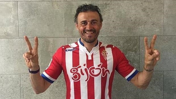 Luis Enrique celebra la permanencia del Sporting