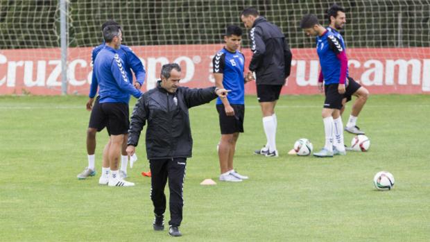 Machado, el gran ausente ante el Racing de Santander