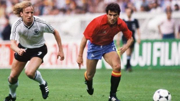 Señor y Brehme, durante la Eurocopa de 1984