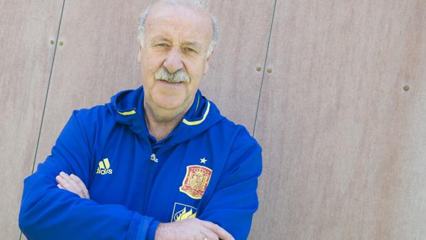 Del Bosque: «Tenemos que volver a ganarnos la simpatía de la gente»