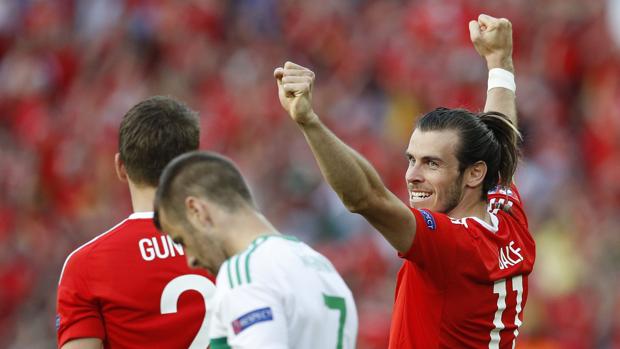 Bale empuja la suerte de Gales