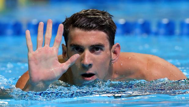 Michael Phelps vuelve a citarse con la historia