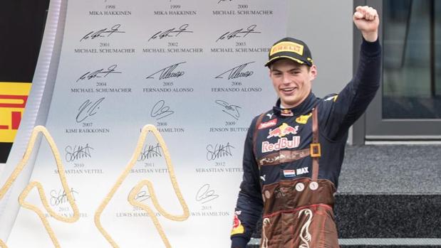 Verstappen celebra su segundo puesto en el Gran Premio de Austria