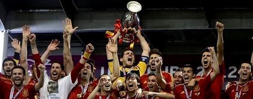 España agotó los adjetivos tras la Eurocopa de 2012