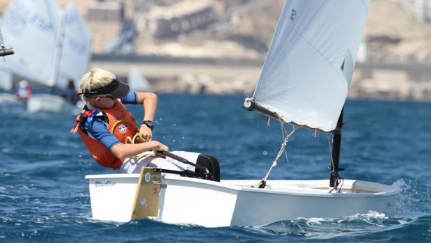 Optimist y Laser comenzaron en Melilla