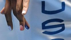 Detalle de las uñas de Ibtihaj Muhammad