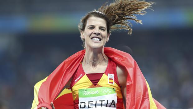 Ruth Beitia, feliz después de ganar el oro olímpico en Río 2016