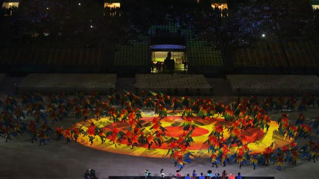 Asientos vacíos incluso en la ceremonia de clausura