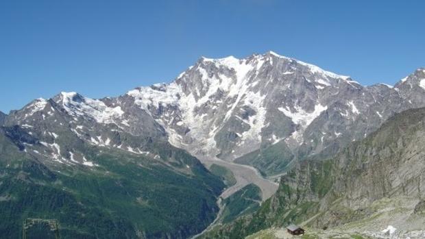 El macizo del Monte Rosa, en Los Alpes italianos
