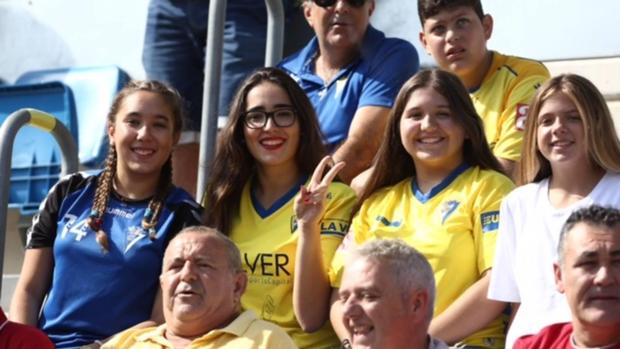 FOTOS: Búscate en el partido del Cádiz vs Oviedo