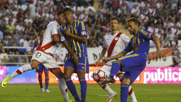 Sigue en directo el partido Rayo-Cádiz