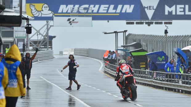 La lluvia cancela los entrenamientos de MotoGP