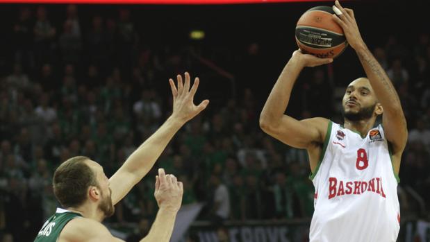 El último cuarto condena al Baskonia