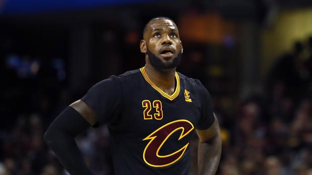 LeBron James también falla