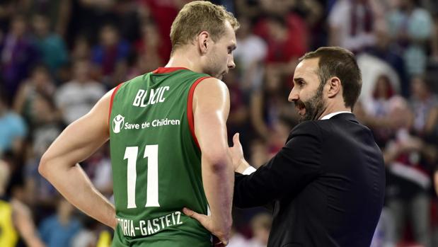 Un genial Larkin no evita la derrota del Baskonia