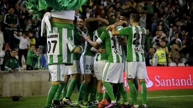 Betis-Las Palmas (2-0): Los primeros planes de Víctor dan resultado