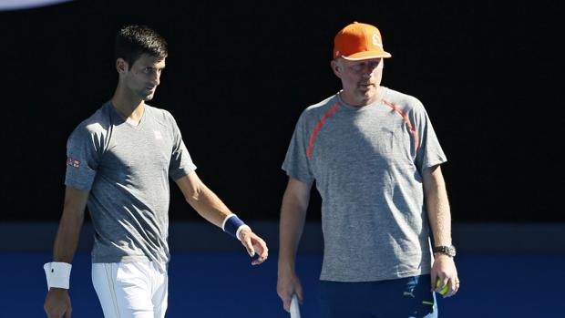 Djokovic y Becker, durante un entrenamiento