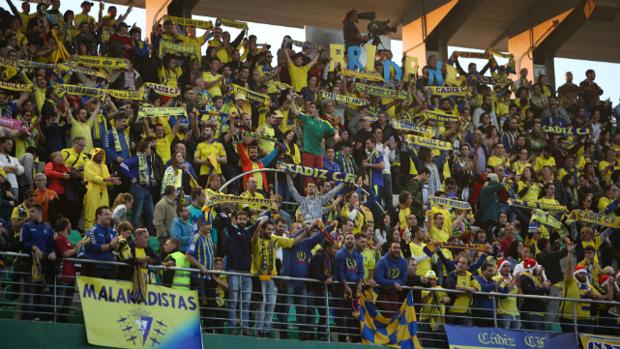 (VÍDEO) La afición del Cádiz CF celebra la victoria en El Arcángel