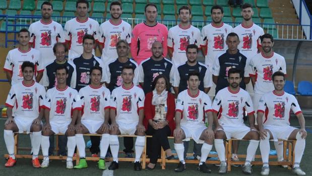 Foto de familia del Guadix, conjunto del Grupo IX de Tercera