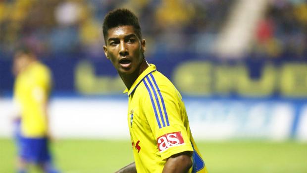 Álvaro Cervera no tirará la piedra