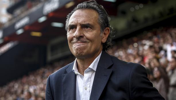 Prandelli, orgulloso: «No quería seguir flotando aquí. Me voy con la cabeza alta»