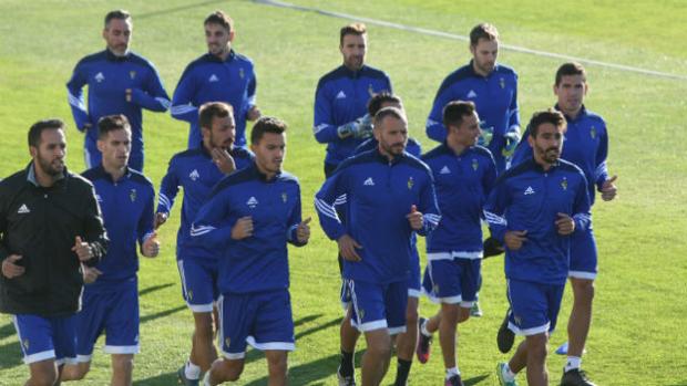 Abdullah, único ausente en el primer entrenamiento del año