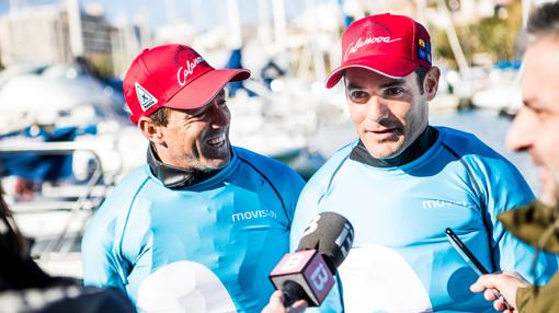 Iker Martínez (izqda.) y Antón Paz (decha.) atendiendo a los medios