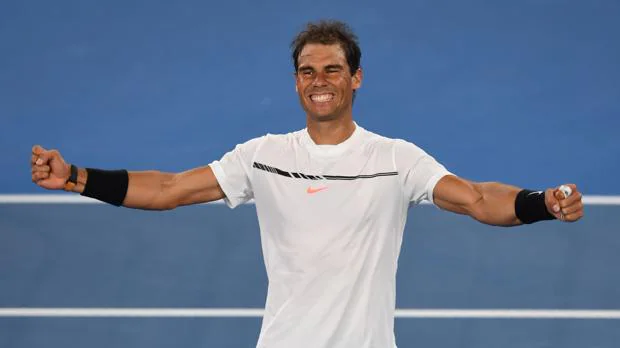 Rafa Nadal celebra su victoria ante Milos Raonic en el Open de Australia