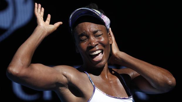Venus Williams celebra su pase a la final tras derrotar a Coco Vandeweghe