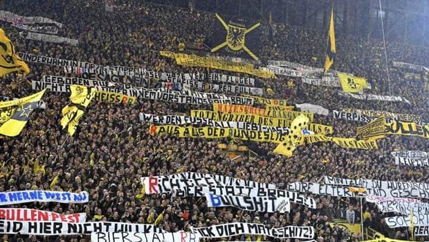Cierran el mítico «muro amarillo» de Dortmund