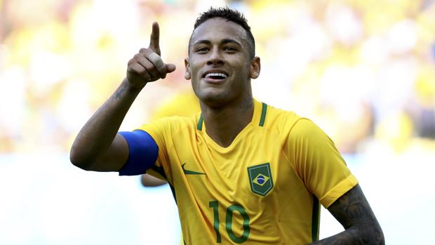 Neymar, con Brasil