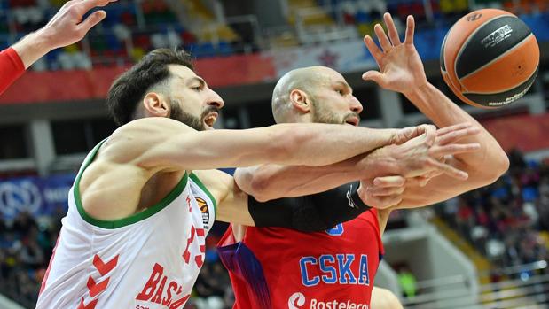 El Baskonia asusta pero no sorprende al CSKA