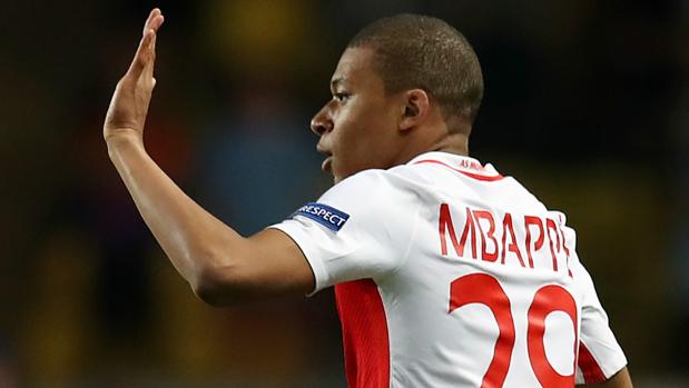 Mbappé mantiene líder al Mónaco