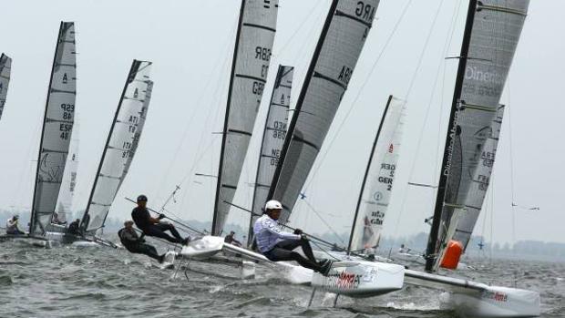 Santiago Nieto se impone en la II Copa de Andalucía de Catamarán