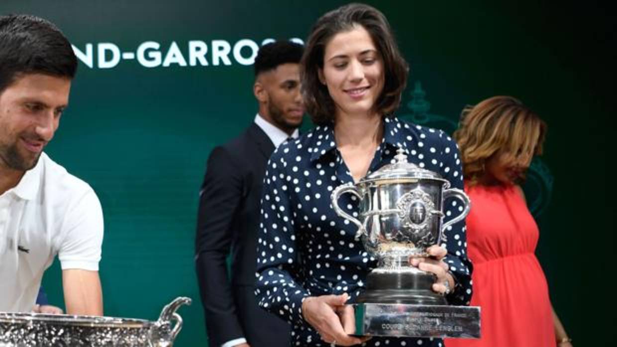 Garbiñe Muguruza durante el sorteo de los cuadros de Roland Garros