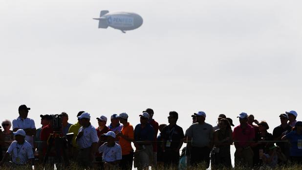 Imagen del dirigible que sobrevolaba el US Open