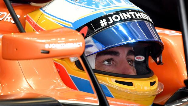 Alonso: «Va a ser una carrera difícil mañana»