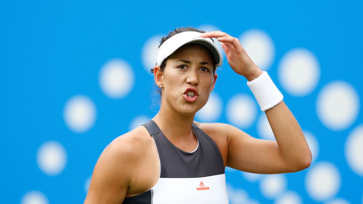 Garbiñe Muguruza se lamenta durante el partido ante Barty