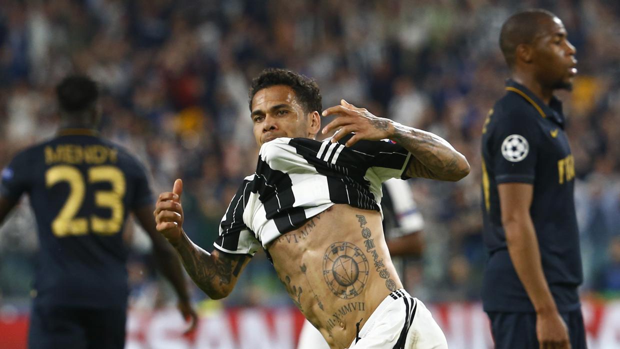 Dani Alves en la Juventus de Turín