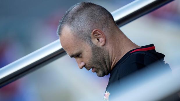 Grave contratiempo para Valverde: Iniesta baja para el Bernabéu