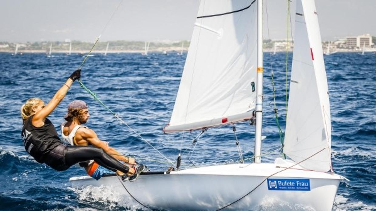 Xavi Antich y Clara Llabrés, primeros en la clase 420 en el Gran Día de la Vela