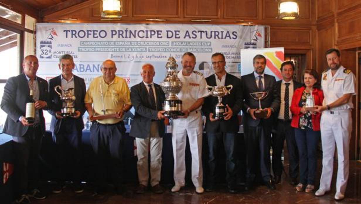 Bayona se prepara para el Trofeo Príncipe de Asturias, la gran cita de la vela