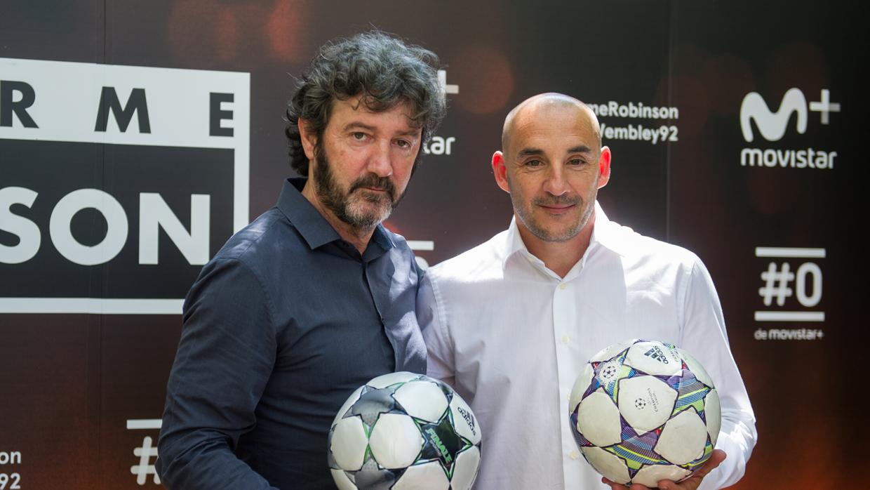 Albert Ferrer y Jose Mari Bakero en un acto conmemorativo de Wembley '92