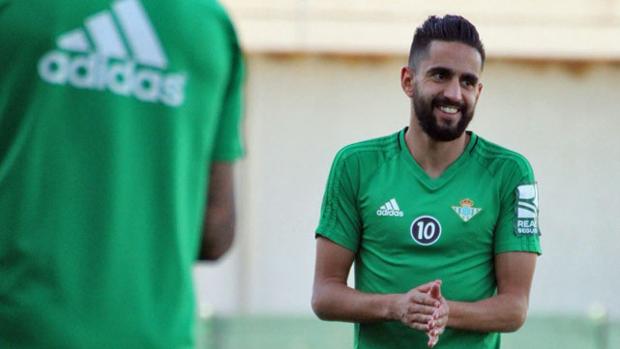 Boudebouz y Sergio León, con el grupo todo el entrenamiento